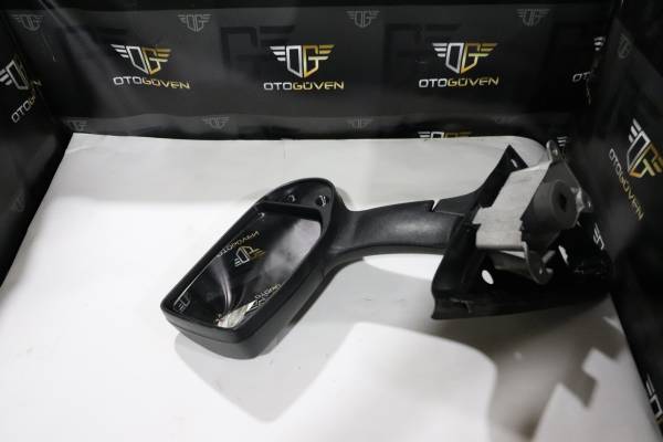 FORD CUSTOM 300 L 125 PS ÇIKMA PARÇA TRANSİT V347 SIFIR KAMYONET AYNA